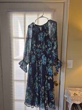 Navy Floral Midi Dress with Ruffled Long Sleeves